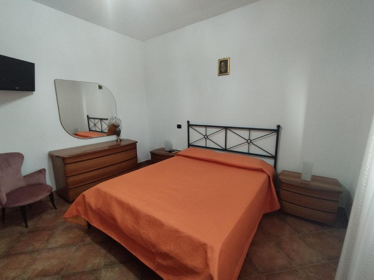 Ndiscialamu Casa Vacanze 帕尔米 外观 照片